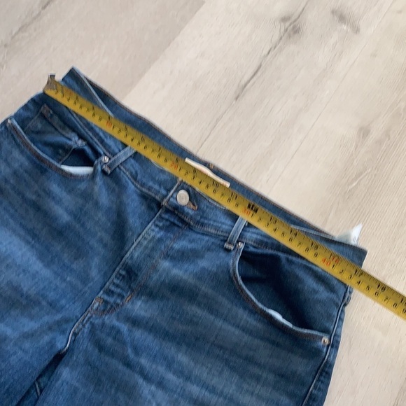 Levi's‎ Classic Bermuda shorts size 32 denim casual - Picture 4 of 12